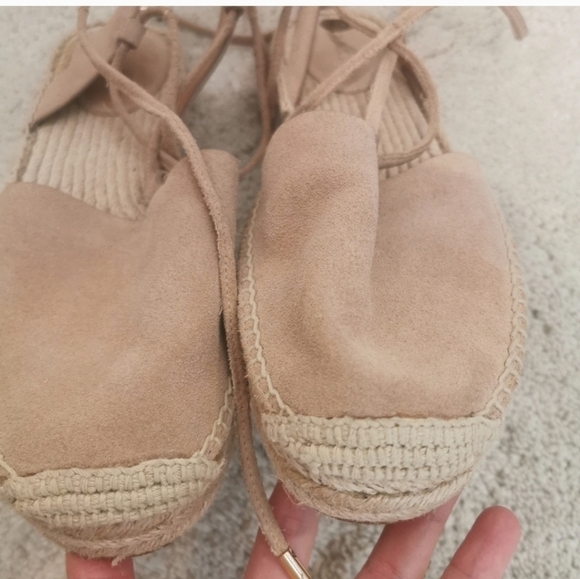 Coach s10 ballet core spring/ summer neutral lace up shoes - Picture 4 of 10